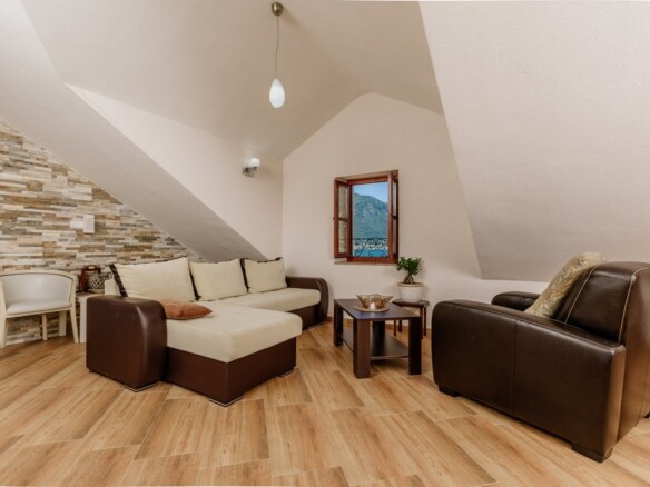 Kuća 370 m² – Kotor — fotografija 14