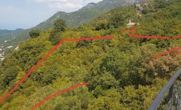 Neurbanizovan plac u selu Svinjišta, Budva — fotografija 3