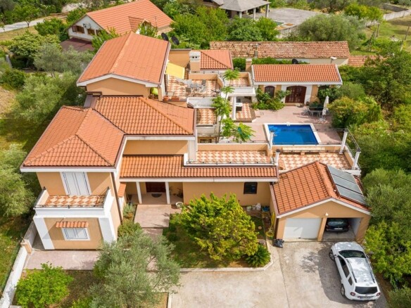 Kuća 375 m² – Kavač, Kotor — fotografija 15