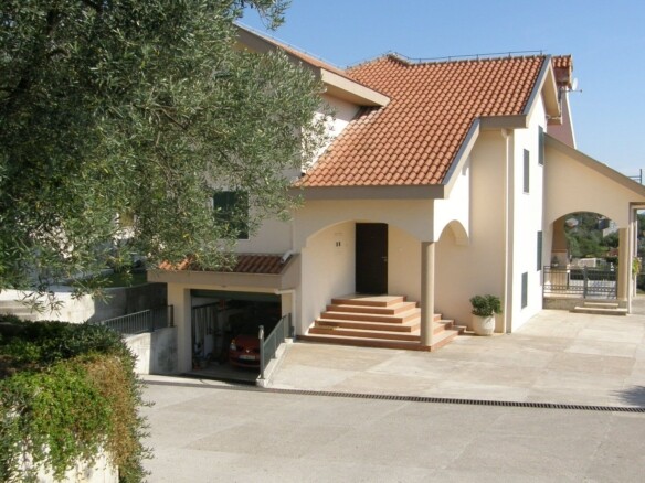 Kuća 157 m² – Kavač, Kotor — fotografija 3