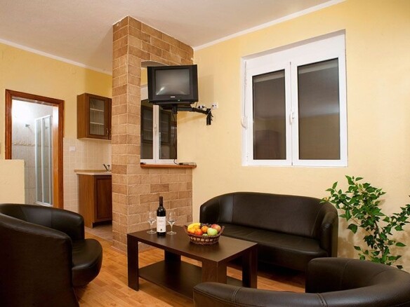 Poslovni prostor 1.723 m² – Buljarica, Budva — fotografija 12