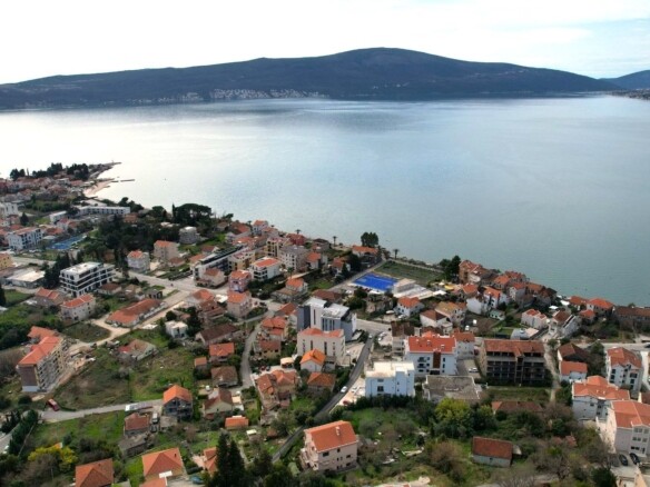 Plac 1.800 m² – Donja Lastva, Tivat — fotografija 4
