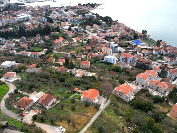 Plac 1.800 m² – Donja Lastva, Tivat — fotografija 6