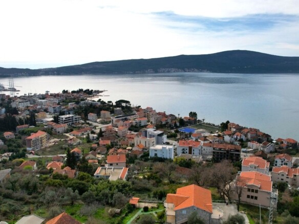 Plac 1.800 m² – Donja Lastva, Tivat — fotografija 11
