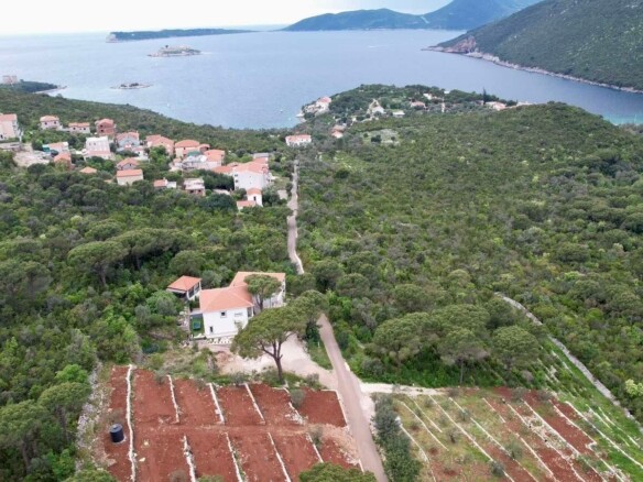 Plac sa pogledom na more u Mirištu, Herceg Novi — fotografija 12