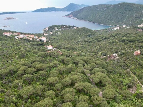 Plac sa pogledom na more u Mirištu, Herceg Novi — fotografija 14