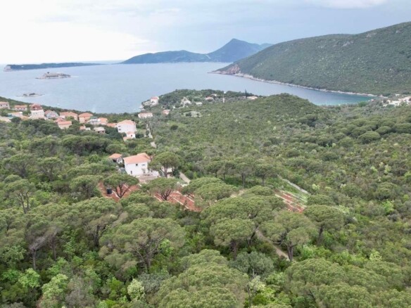 Plac sa pogledom na more u Mirištu, Herceg Novi — fotografija 16