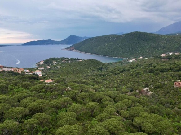 Plac sa pogledom na more u Mirištu, Herceg Novi — fotografija 17