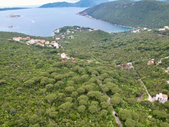 Plac sa pogledom na more u Mirištu, Herceg Novi — fotografija 19