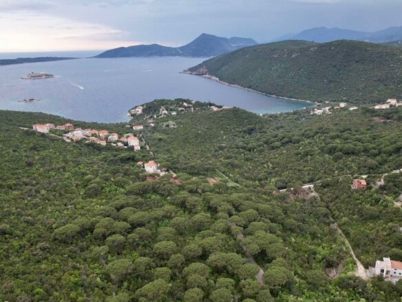 Plac sa pogledom na more u Mirištu, Herceg Novi — fotografija 21