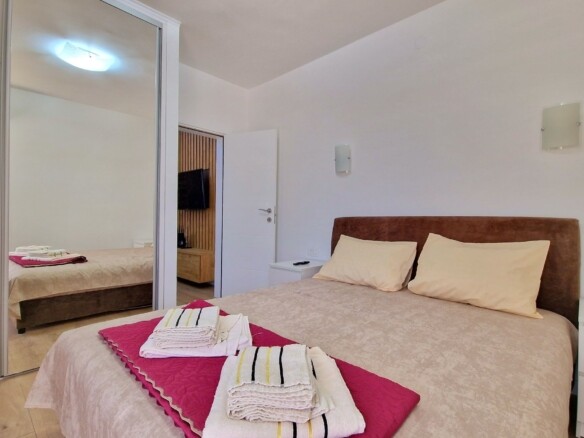 Dvosoban stan 70 m² – Bečići, Budva — fotografija 13