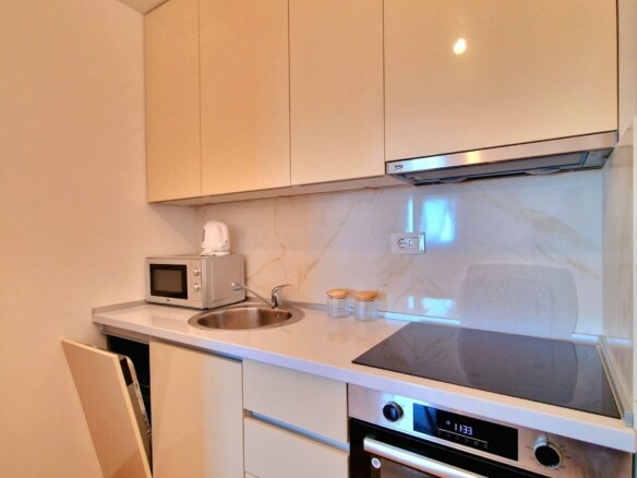 Dvosoban stan 59 m² – Bečići, Budva — fotografija 16