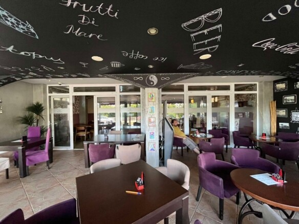 Restoran u radu u Bečićima, Budva — fotografija 18