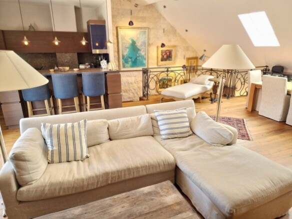 Trosoban stan 192 m² – Stari Grad Budva, Budva — fotografija 3