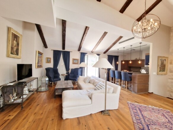 Trosoban stan 192 m² – Stari Grad Budva, Budva — fotografija 18