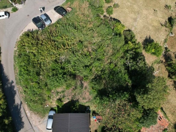 Plac sa građevinskom dozvolom u Budvi — fotografija 6