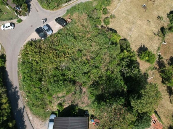 Plac sa građevinskom dozvolom u Budvi — fotografija 11