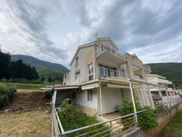 Trosoban stan 100 m² – Baošići, Herceg Novi — fotografija 6
