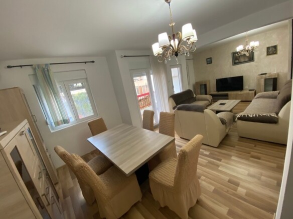 Trosoban stan 91 m² – Golubovina, Budva — fotografija 10