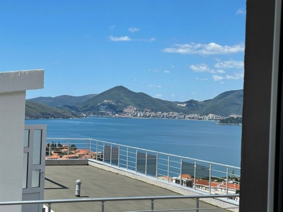 Garsonjera sa pogledom na more, Sveti Stefan, Budva — fotografija 7