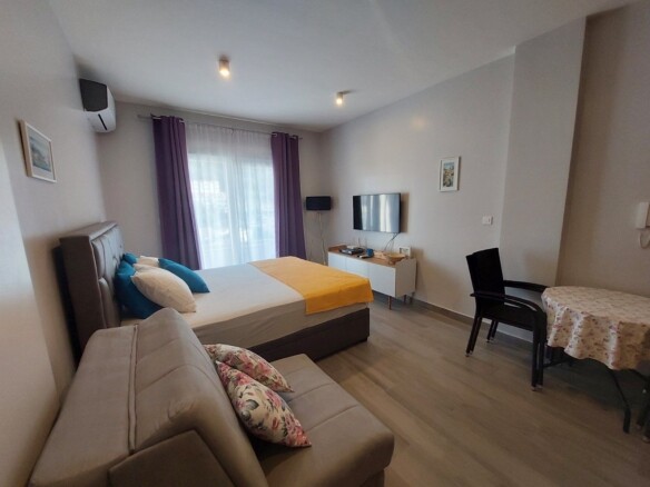 Izdavanje: Garsonjera 30 m² – Budva — fotografija 3