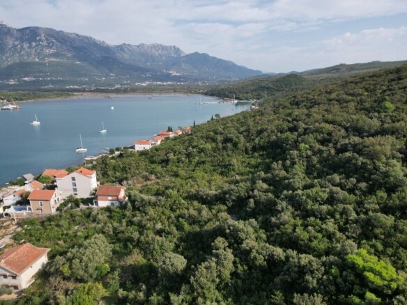 Plac 1.612 m² – Đuraševići, Tivat — fotografija 4