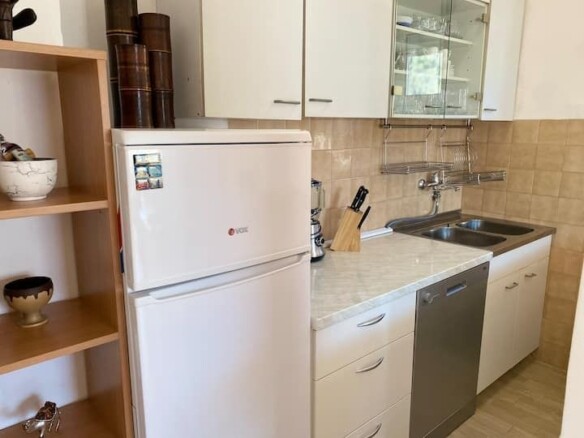 Izdavanje: Trosoban stan 80 m² – Bijeli Do, Budva — fotografija 10