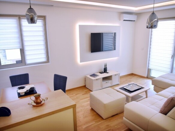 Dvosoban stan 60 m² u Bečićima, Budva — fotografija 3