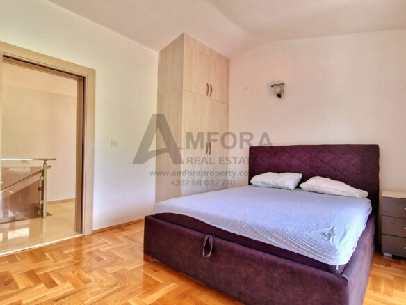 Izdavanje: Kuća 185 m² – Zagora, Kotor — fotografija 17
