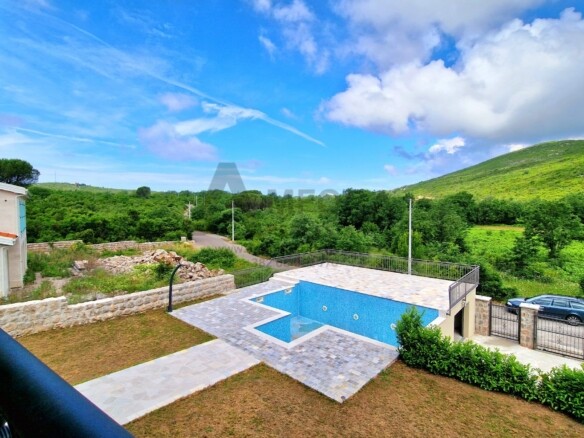 Izdavanje: Kuća 185 m² – Zagora, Kotor — fotografija 20
