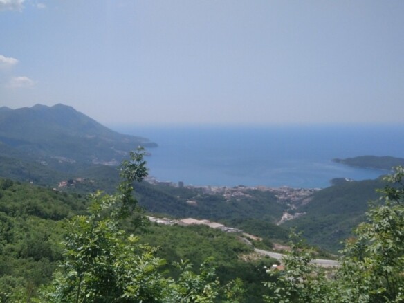 Plac sa pogledom na Budvansku rivijeru, Lapčići, Budva — fotografija 3