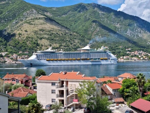 stan Dobrota Kotor