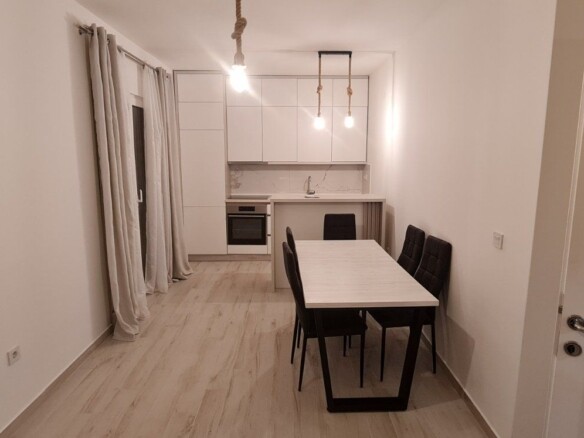Moderna kuća sa 8 stanova u Gradiosnici, Tivat — fotografija 4