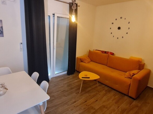 Moderna kuća sa 8 stanova u Gradiosnici, Tivat — fotografija 20