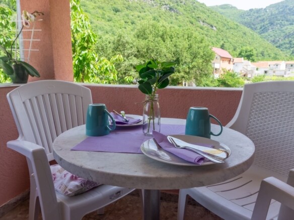 Trospratna kuća apartmanskog tipa u Lastvi Grbaljskoj, Budva — fotografija 15