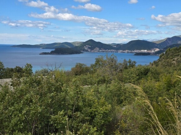Urbanizovan plac s pogledom na more, Blizikuće, Budva — fotografija 9