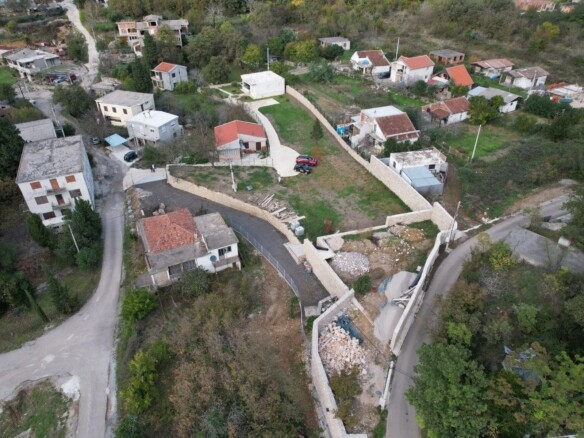 Kuća sa placem u Đurmanima, Bar — fotografija 10