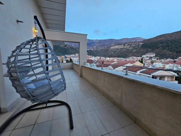 Dvosoban penthaus sa pogledom na more, Budva — fotografija 20