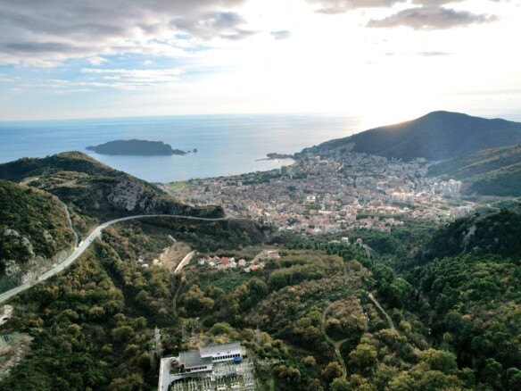 Građevinski plac u Markovićima, Budva — fotografija 2