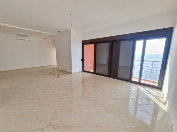 Trosoban stan 227 m² – Dobra Voda, Bar — fotografija 3