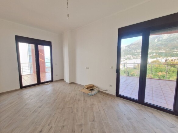 Stan 454 m² – Dobra Voda, Bar — fotografija 8