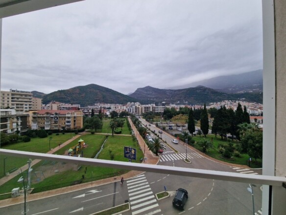 Jednosoban stan u kompleksu Tre Canne, Budva — fotografija 7