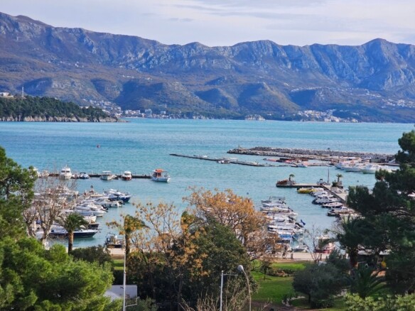Jednosoban stan sa pogledom na more, Royal Gardens, Budva — fotografija 2