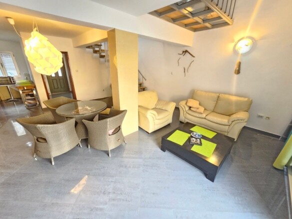 Četvorosoban stan 115 m² – Muo, Kotor — fotografija 13