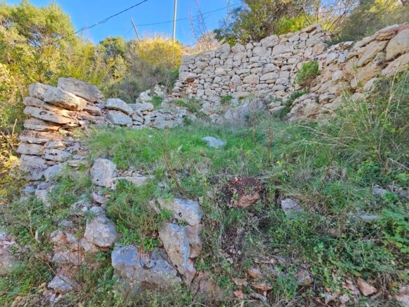Plac sa pogledom na more u Bečićima, Budva — fotografija 8