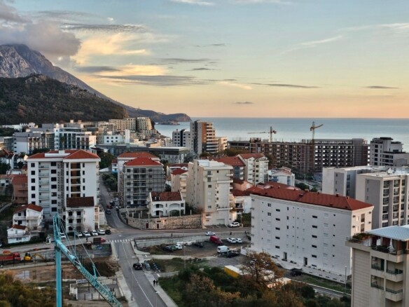 Jednosoban stan sa pogledom na more u Bečićima, Budva — fotografija 2