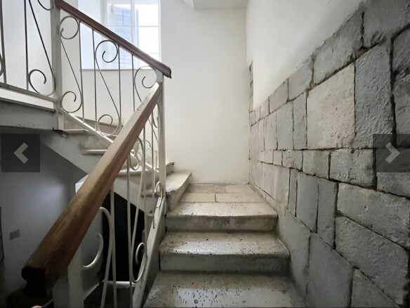 Dvosoban stan u Starom gradu, Kotor — fotografija 5