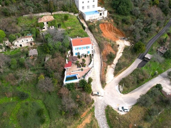 Urbanizovan plac sa pogledom na more, Donja Lastva, Tivat — fotografija 6