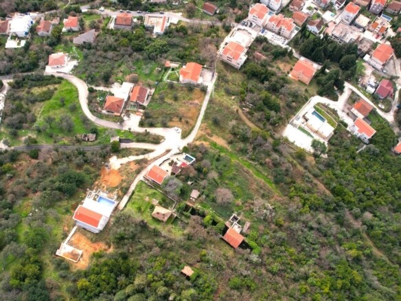 Urbanizovan plac sa pogledom na more, Donja Lastva, Tivat — fotografija 9