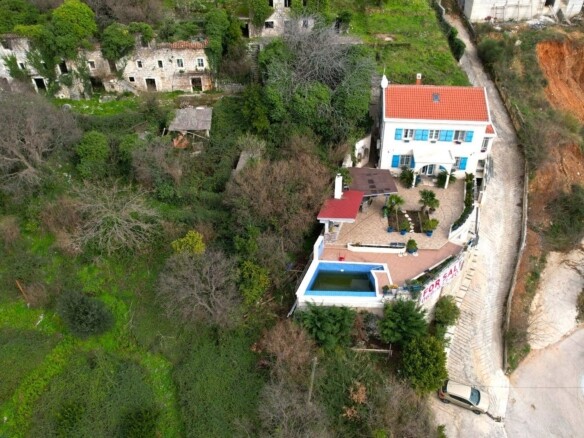 Urbanizovan plac sa pogledom na more, Donja Lastva, Tivat — fotografija 11